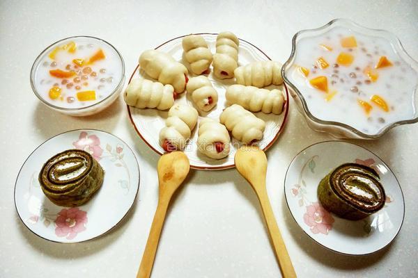 奶香袖珍烤肠卷的做法图解5