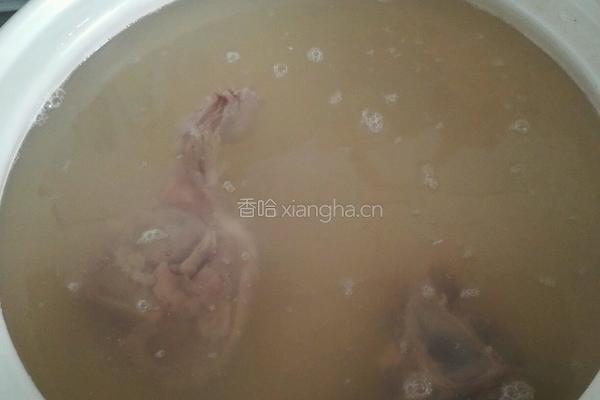 萝卜脊骨汤的做法图解3