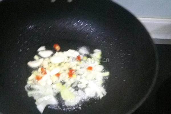 爆炒猪脆骨的做法图解2