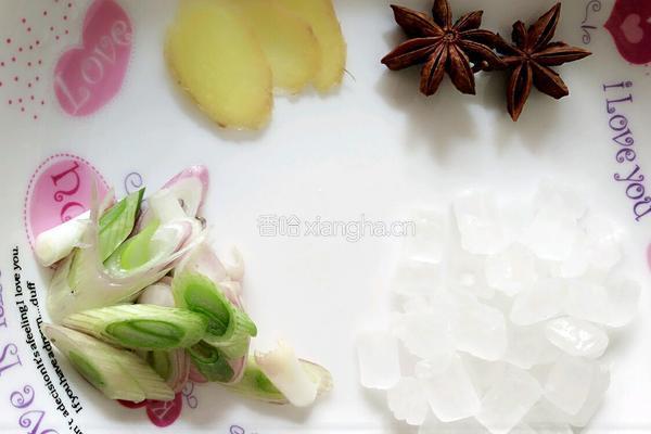 红烧肉烧苹果的做法图解3