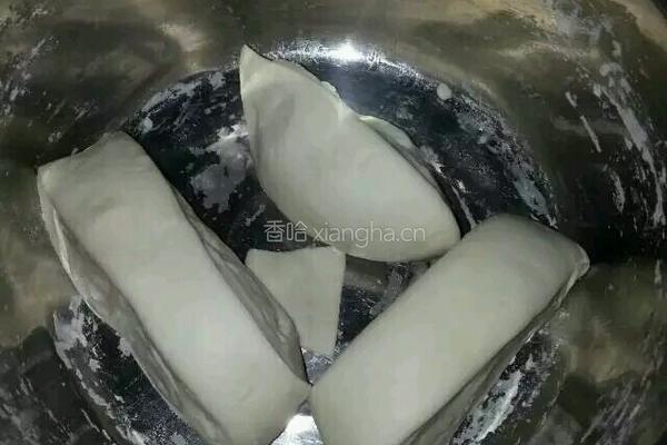 苜蓿猪肉馄饨的做法图解4