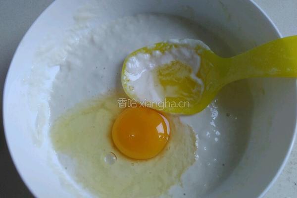 槐花鸡蛋饼的做法图解3