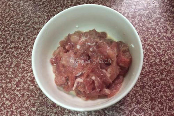鱼香肉丝的做法图解1