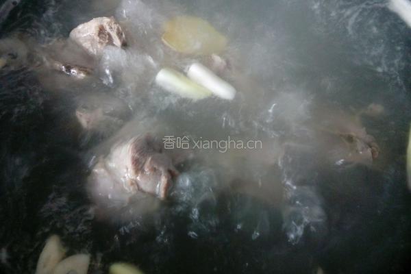 黑木耳大骨汤的做法图解4