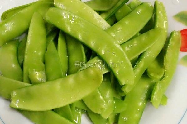 腊肉炒豌豆的做法图解1