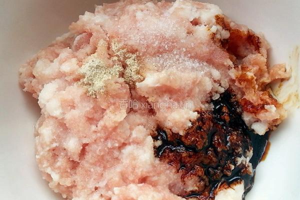 胡萝卜香菇水饺的做法图解6