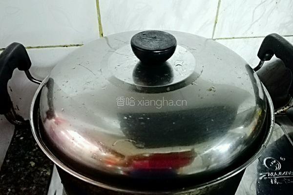 黑豆煲塘虱鱼汤的做法图解7