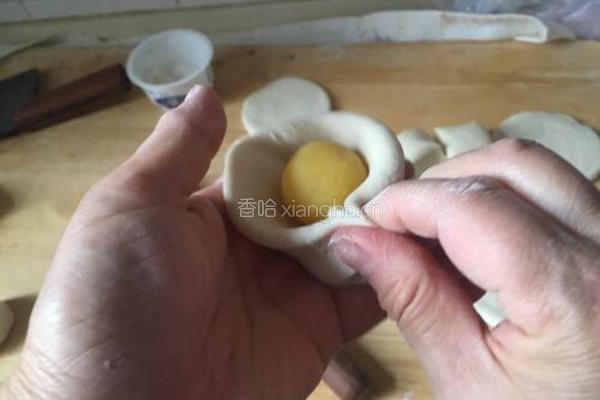奶黄包的做法图解13