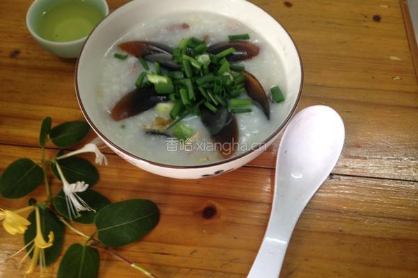 正宗皮蛋瘦肉粥的做法图解6