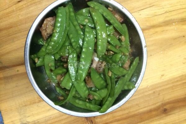 烧肉炒荷兰豆的做法图解9