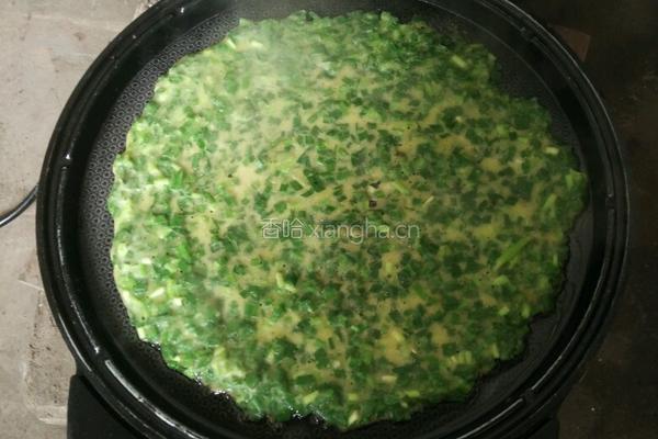 韭菜鸡蛋饼的做法图解4