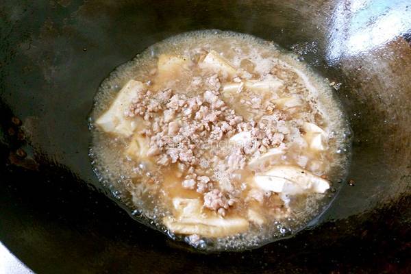 肉末煮豆腐的做法图解3