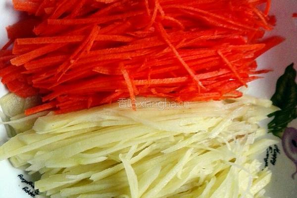 土豆胡萝卜饼的做法图解2