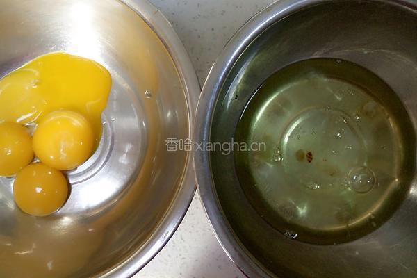 抹茶蛋糕卷的做法图解2