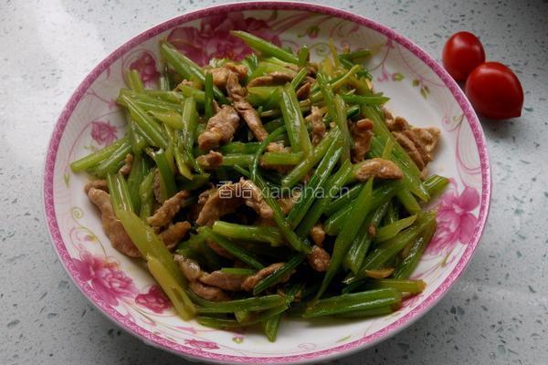 香芹炒肉的做法图解6