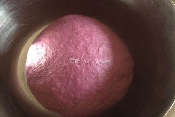 紫薯果干面包的做法图解1