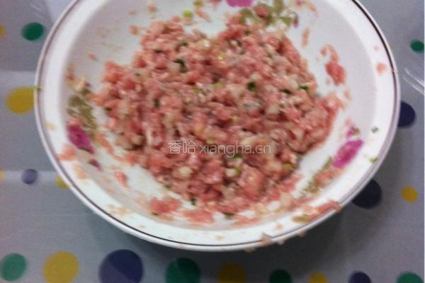 鲜肉小笼的做法图解1