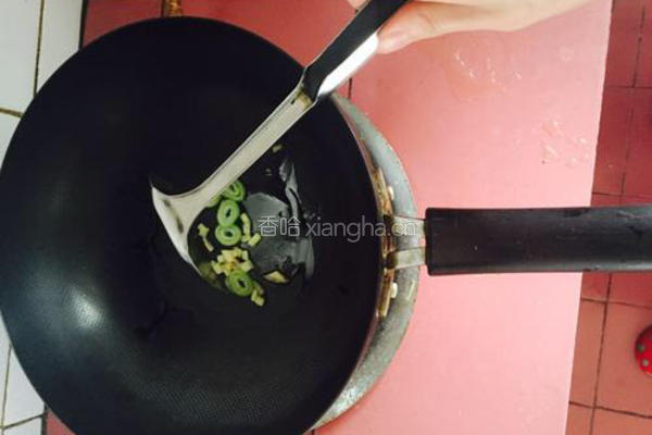 番茄海带蔬菜汤的做法图解4