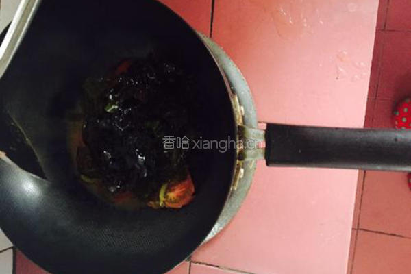 番茄海带蔬菜汤的做法图解6