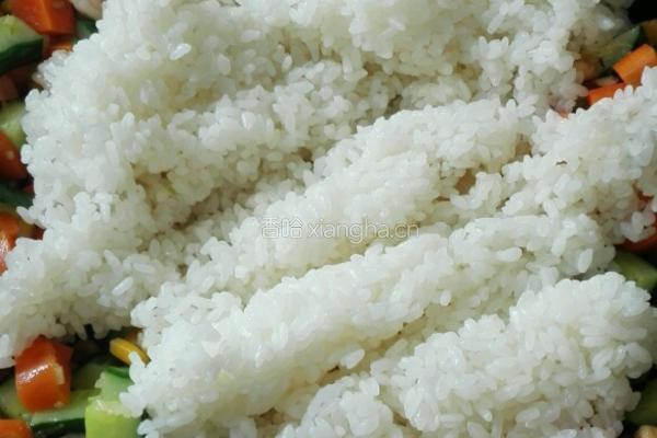 菠萝炒饭的做法图解6