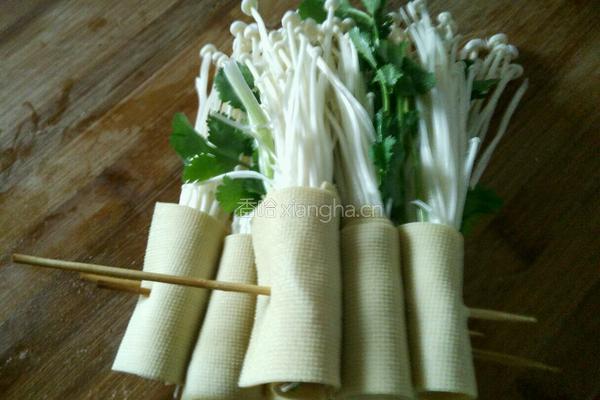 干豆腐卷金针菇的做法图解5