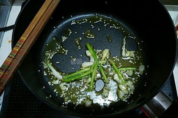 凉拌木耳的做法图解6