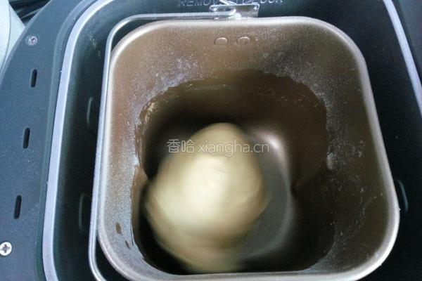 核桃豆沙手撕包的做法图解1