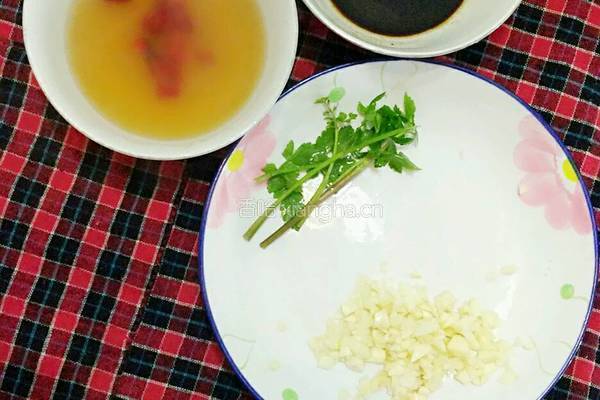 酸辣脆爽三样菜的做法图解2