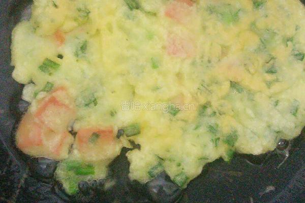 火腿韭菜鸡蛋饼。的做法图解5