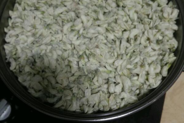 槐花蒸菜的做法图解5