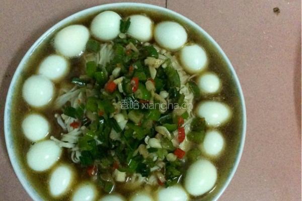 鹌鹑蛋烩金针菇