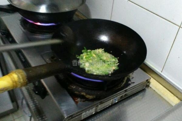 蒜苗五花肉的做法图解3