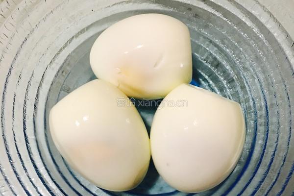 大嘴可颂——奶酪鸡蛋餐肉三明治的做法图解1