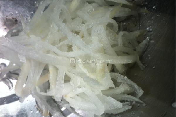 三色凉拌菜的做法图解1