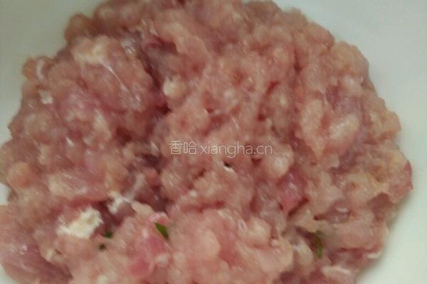 肉末野菜汤的做法图解2