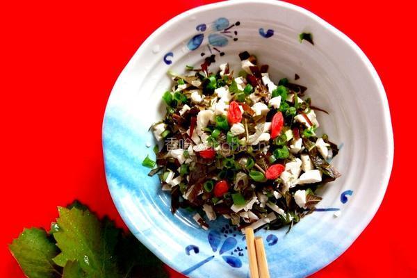 香椿拌豆腐的做法图解8