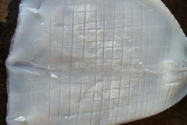 秘制炒鱿鱼卷的做法图解2