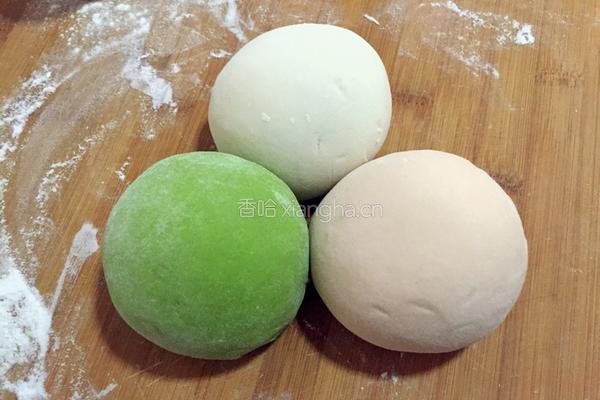 三色麻食的做法图解3