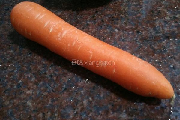 胡萝卜包菜炒肉的做法图解1