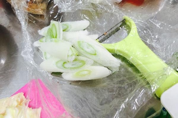 日式爽口白菜猪肉的做法图解3