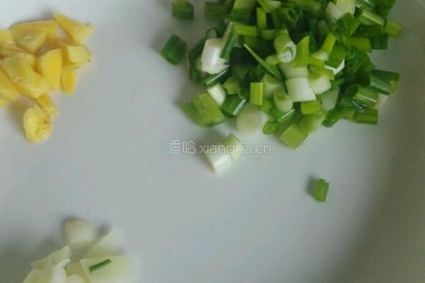 青笋鸡丁的做法图解4
