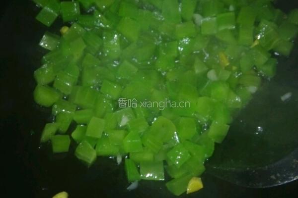 青笋鸡丁的做法图解6