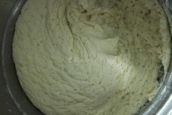 酸菜包子的做法图解2