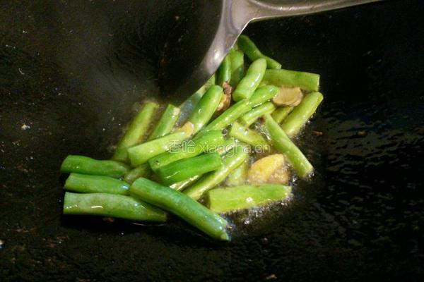 鸡丝豆角焖面的做法图解5