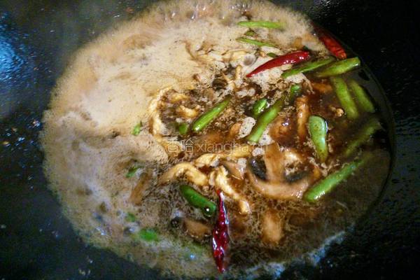 鸡丝豆角焖面的做法图解9