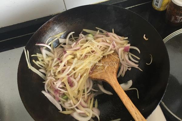晴晴牌醋溜土豆丝的做法图解5