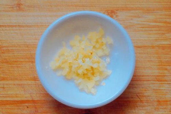 凉拌茼蒿叶的做法图解8