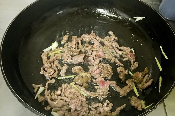 三丝炒牛肉的做法图解5