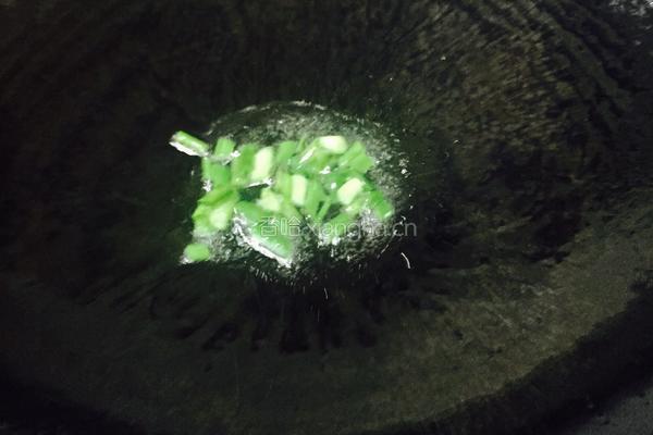 豆腐鲜虾煲的做法图解4