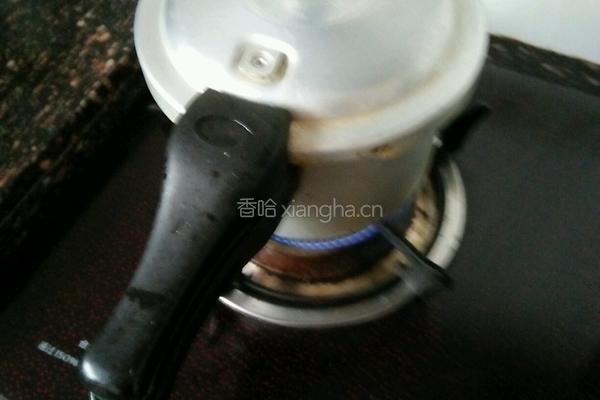 红豆苡米粥的做法图解3